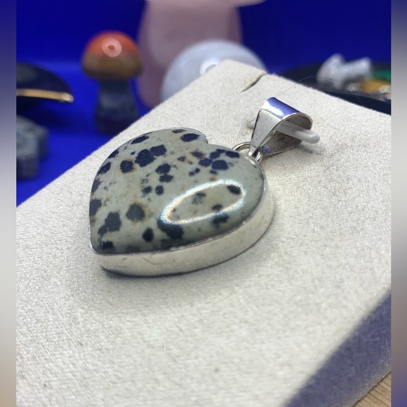 Sweet Dalmatian Stone Heart Pendant! .925 Sterling Silver Overlay - Picture 4 of 10